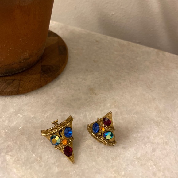 Vintage Christmas Tree Clip on Earrings - Picture 5 of 6